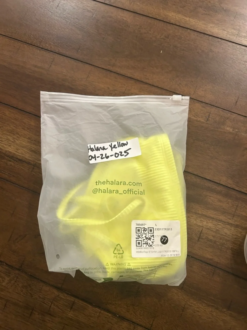 Halara Ribbed Bikini Top Size Large Neon Yellow NWOT